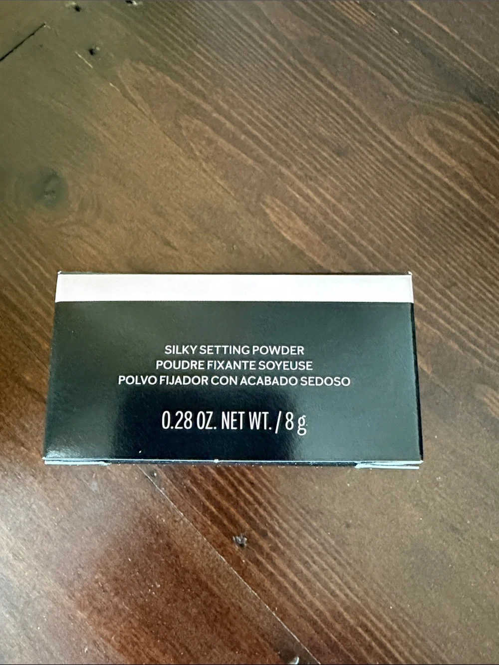 Mary Kay Silky Setting Powder